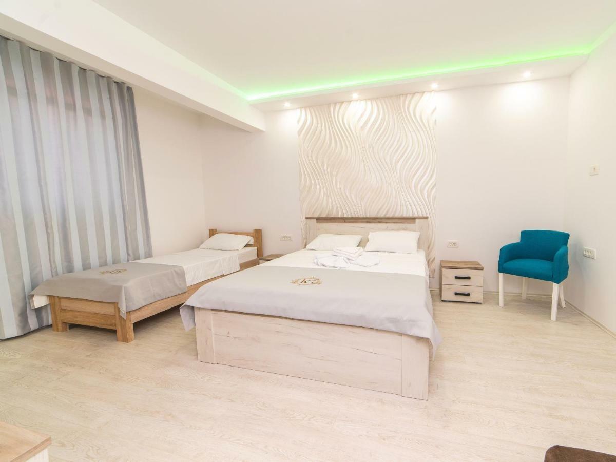 Hotel Royal Garden Niksic ภายนอก รูปภาพ