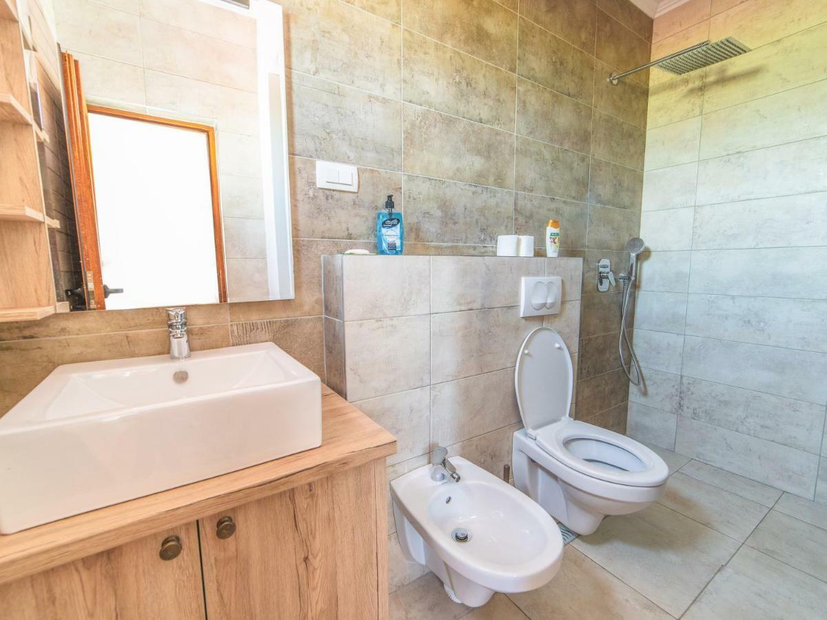Hotel Royal Garden Niksic ภายนอก รูปภาพ